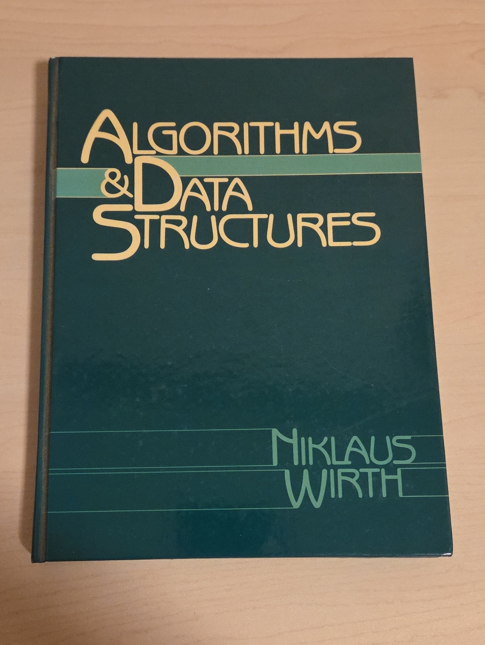 Algorithms & Data Structures by Niklaus Wirth